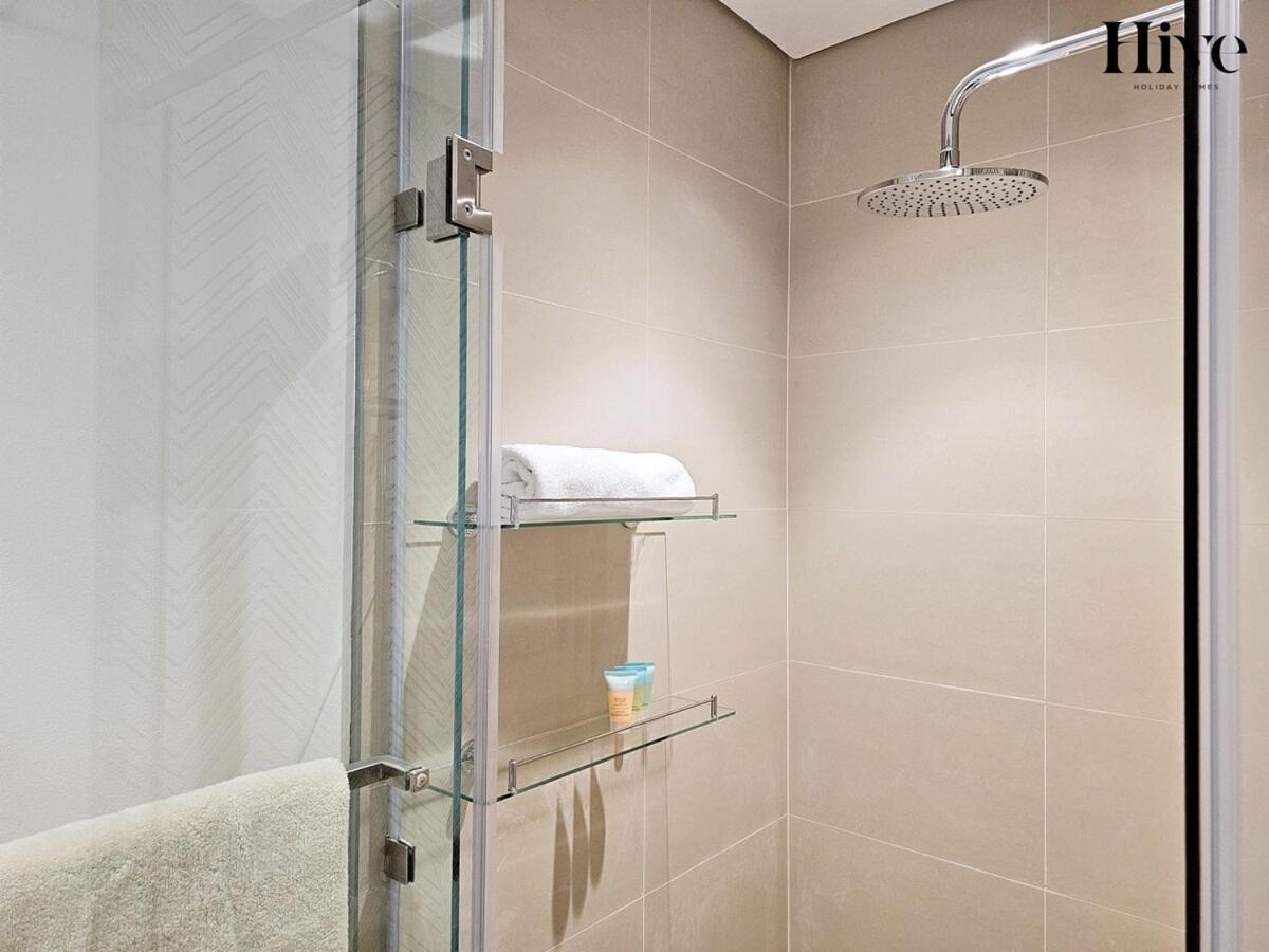 Stunning 1 Bed In Hills