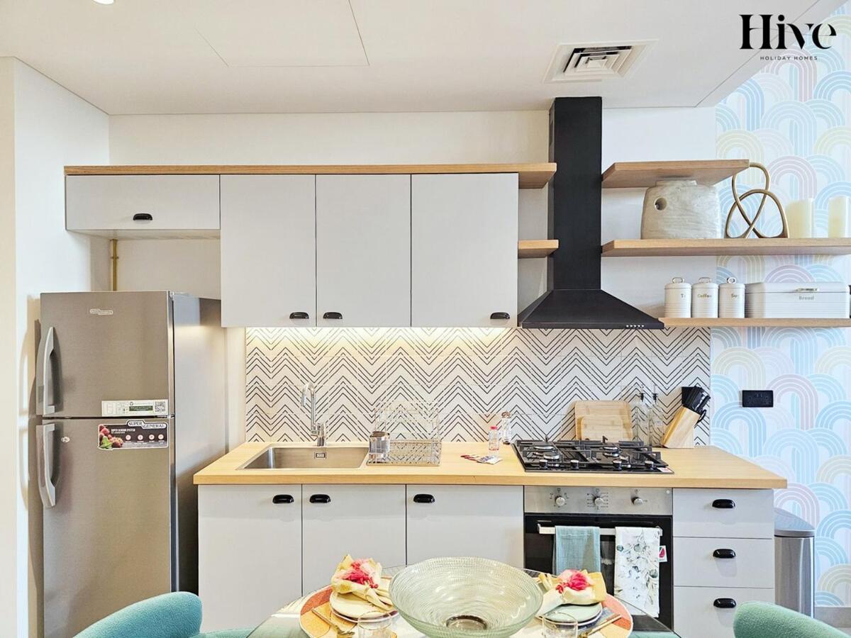 Stunning 1 Bed In Hills Apartment *