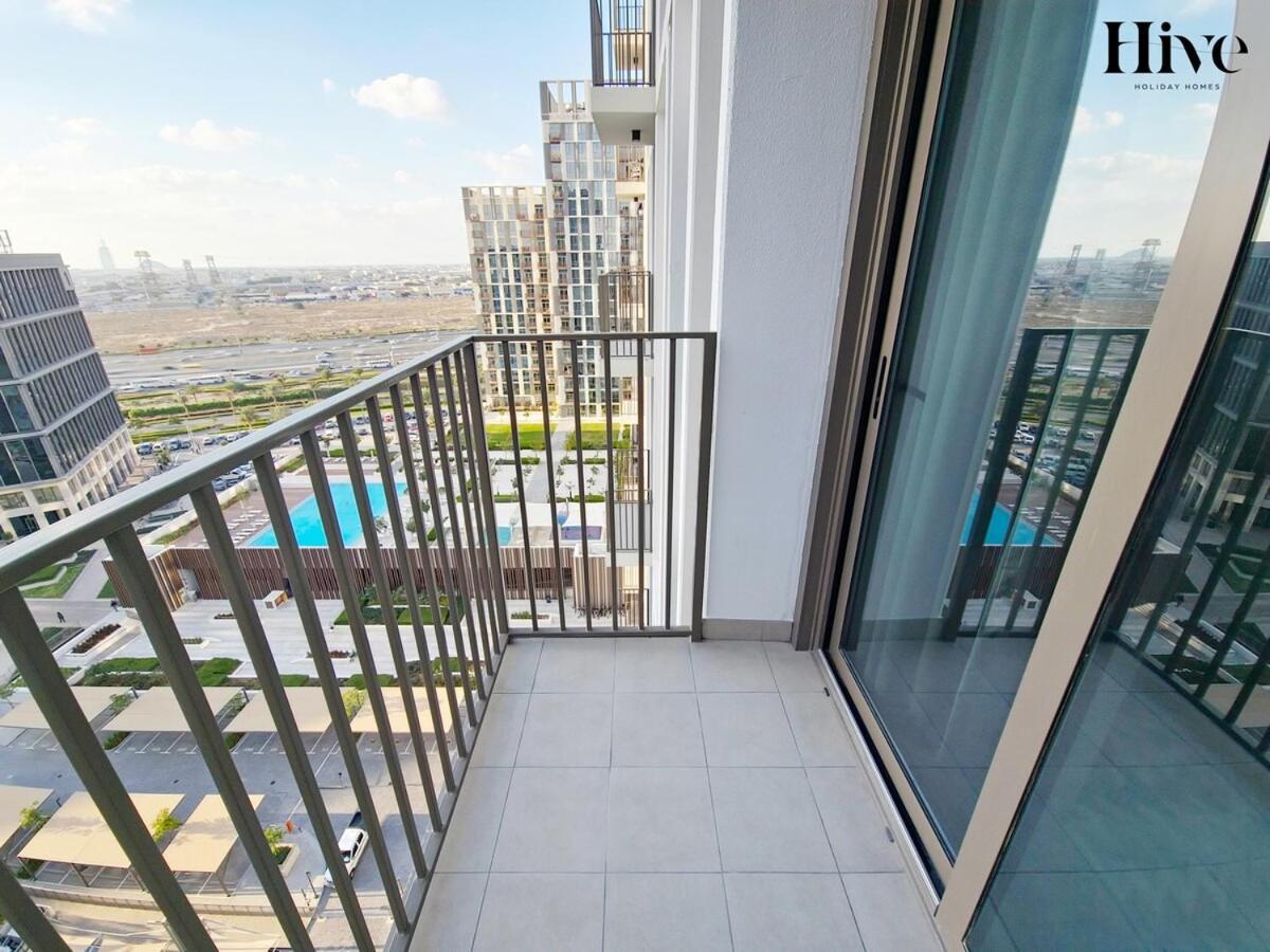 Stunning 1 Bed In Hills * Dubai